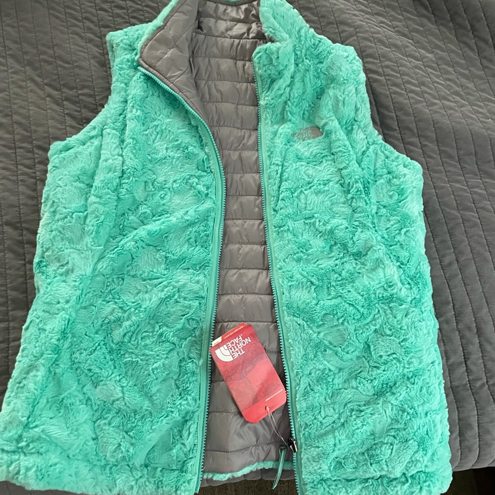 New Northface vest sz girls 14/16 women’s small